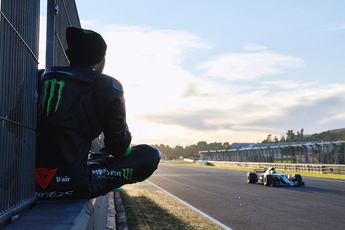 Lewis Hamilton - Teste MotoGP