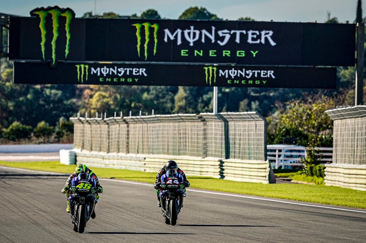 Valentino Rossi e Lewis Hamilton - Teste MotoGP x F1