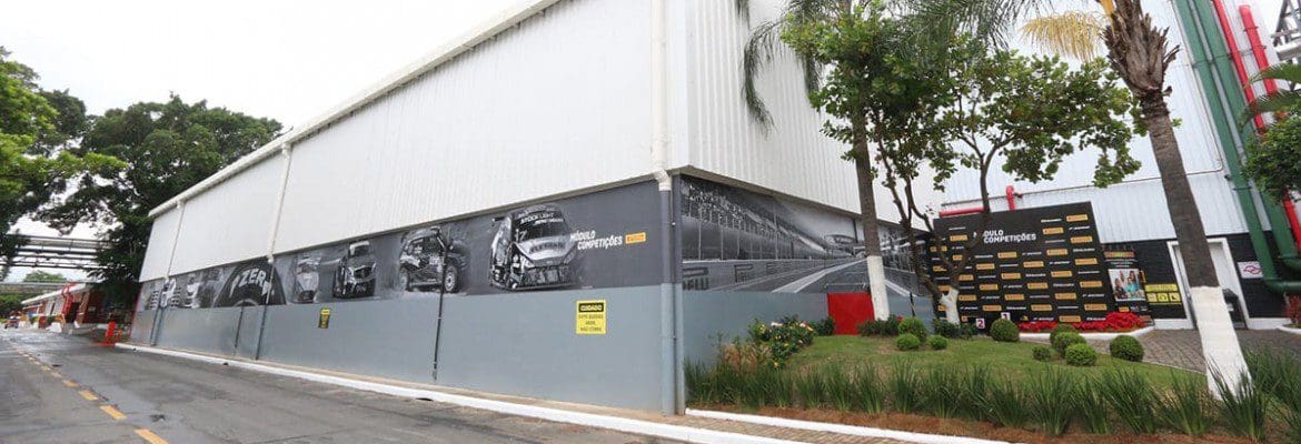 Pirelli inaugura Módulo Competições, nova área de motorsport na fábrica de Campinas