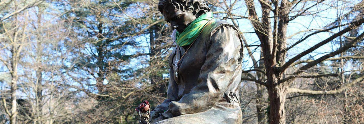 VÍDEO: F1Mania.net visita homenagens a Ayrton Senna em Ímola