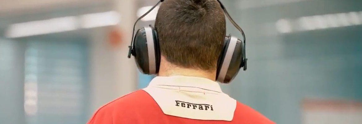 Ferrari liga pela primeira vez seu motor para a F1 2020