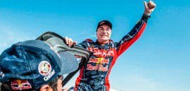 Carlos Sainz conquista terceiro título do Rally Dakar; brasileiros terminam em nono nos UTVs