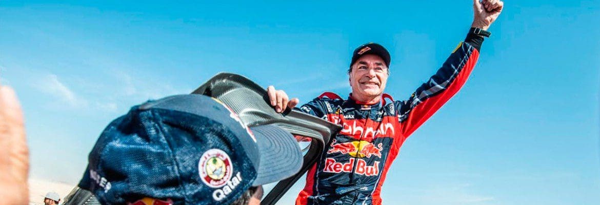 F1: Carlos Sainz elogia o desenvolvimento constante do filho na Ferrari