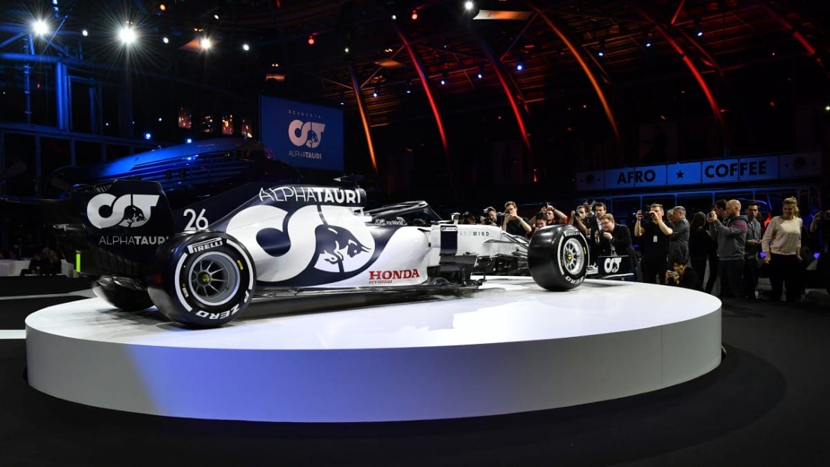 GALERIA: imagens do AT01, o primeiro carro da AlphaTauri para a F1 GALERIA: imagens do AT01, o primeiro carro da AlphaTauri para a F1