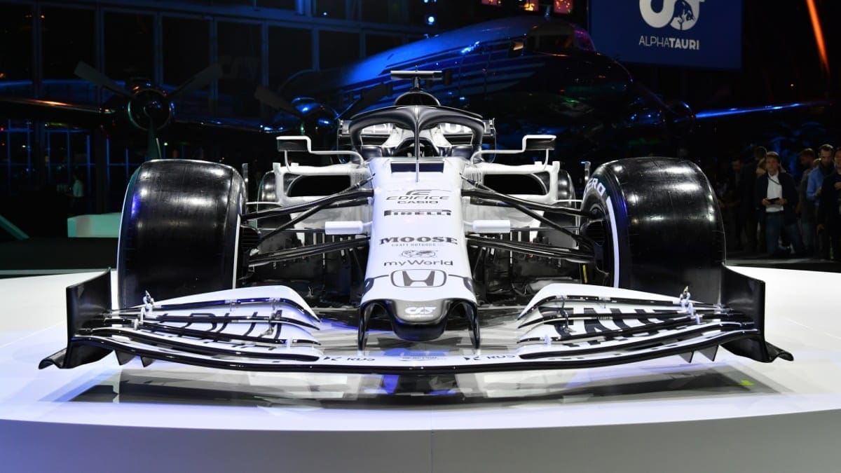 GALERIA: imagens do AT01, o primeiro carro da AlphaTauri para a F1 GALERIA: imagens do AT01, o primeiro carro da AlphaTauri para a F1