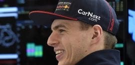 eSports: Verstappen vence depois de disputa roda a roda com Juncadella
