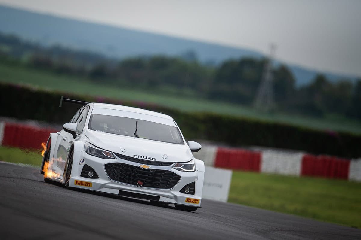 Stock Car faz primeiro teste com os novos Corolla e Cruze Stock Car 2020 - Chevrolet Cruze