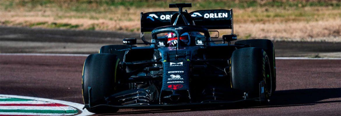 Alfa Romeo faz shakedown em Fiorano com pintura camuflada