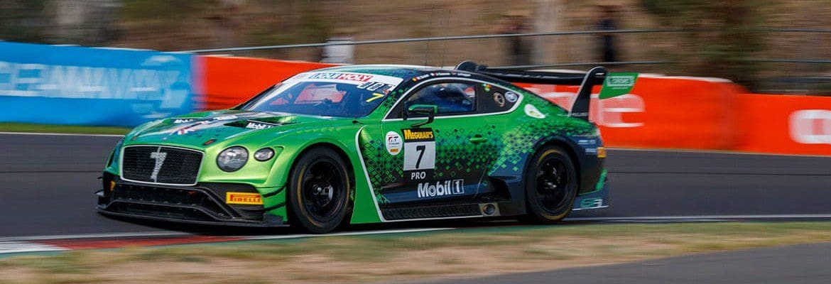 Trio da Bentley vence as 12 Horas de Bathrust; Fraga perde pódio depois de penalidade