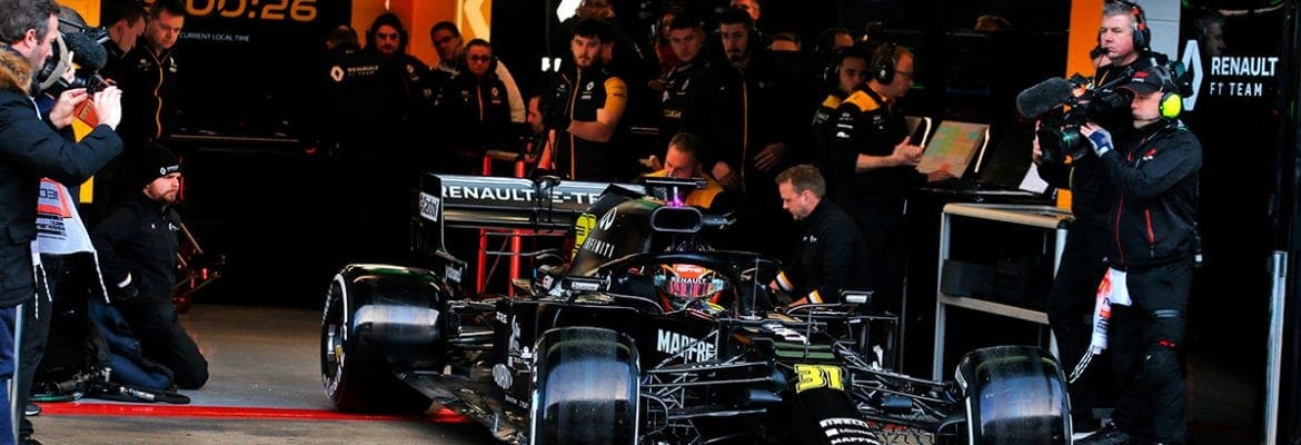 Membros da equipe Renault estão em quarentena