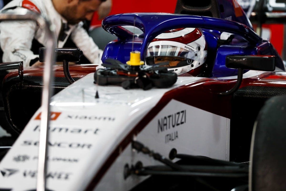 GALERIA: Piquet, Drugovich e Samaia, os brasileiros do grid da F2, durante os testes no Bahrein