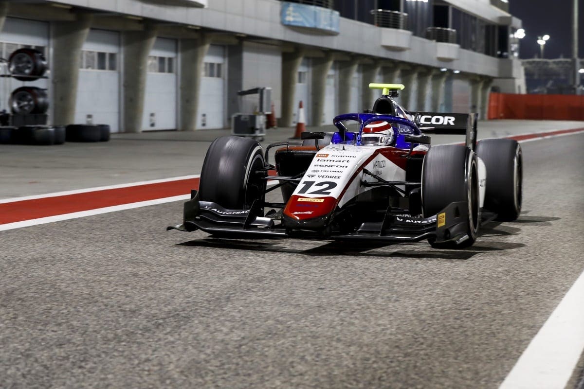 GALERIA: Piquet, Drugovich e Samaia, os brasileiros do grid da F2, durante os testes no Bahrein