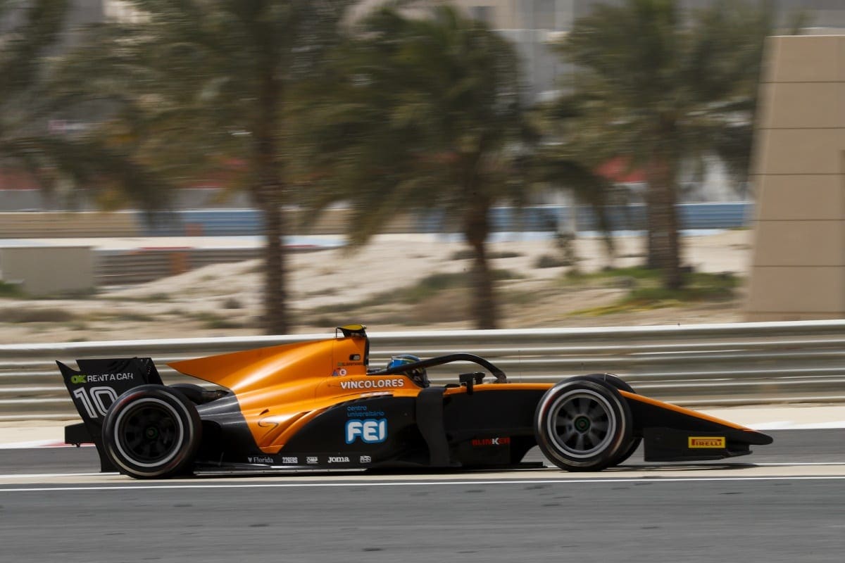 GALERIA: Piquet, Drugovich e Samaia, os brasileiros do grid da F2, durante os testes no Bahrein