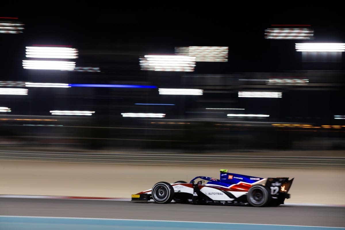 GALERIA: Piquet, Drugovich e Samaia, os brasileiros do grid da F2, durante os testes no Bahrein