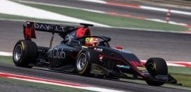 Enzo Fittipaldi é destaque na pré-temporada da FIA F3 no Barein
