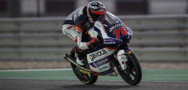 Albert Arenas vence corrida agitada da Moto3 em Losail