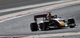 Lawson lidera segundo dia de testes da F3 no Bahrein