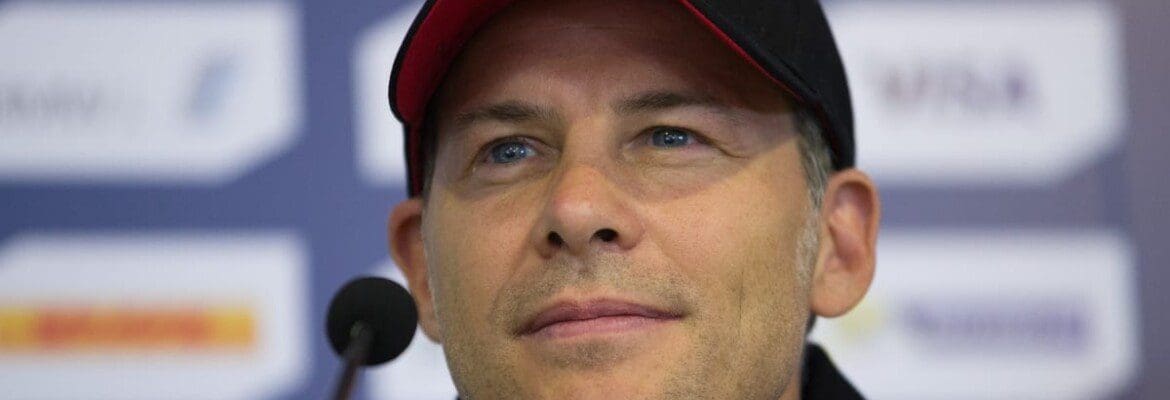 F1: Villeneuve acredita que violação da Red Bull no teto orçamentário não é trapaça