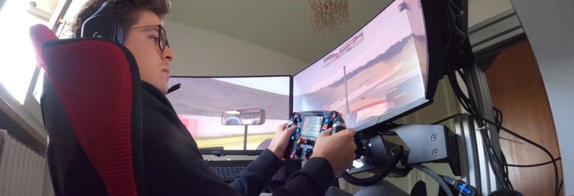 Drugovich supera Verstappen e vence duas vezes no virtual da Red Line