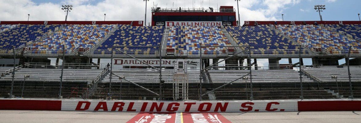 Volta do automobilismo: NASCAR reinicia neste domingo a sua temporada