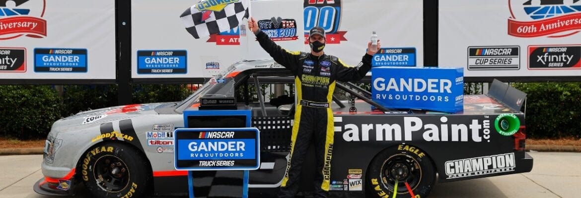 Enfinger ultrapassa Hill na prorrogação e vence sua primeira no Atlanta Motor Speedway