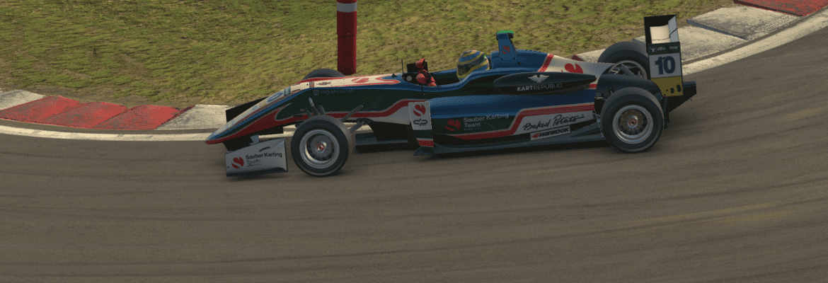 Ralph Benitez e Miguel Costa, de apenas 11 anos, começam o Bandsports F3 na frente