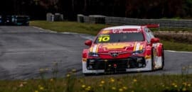 Shell põe Corolla de Ricardo Zonta na pista para shakedown