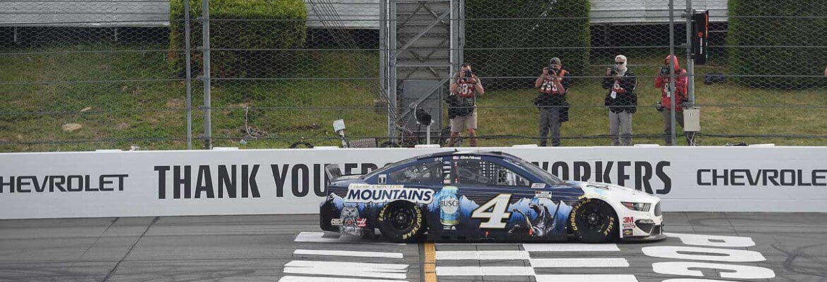 Kevin Harvick vence pela primeira vez em Pocono