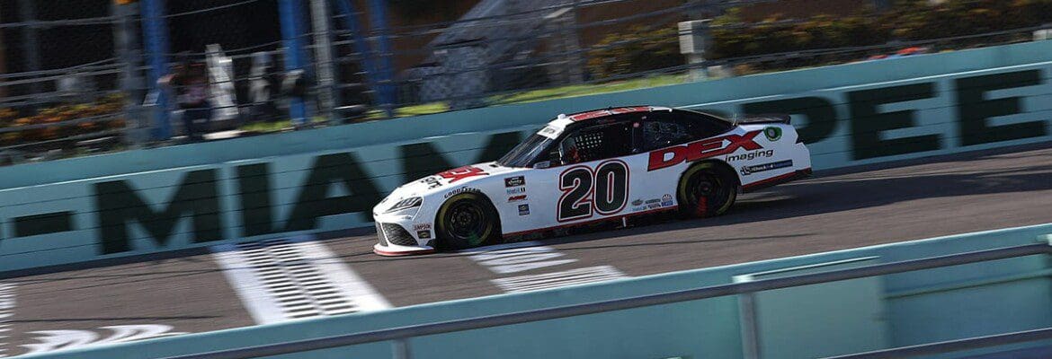 Xfinity: Harrison Burton lidera tiro final para vencer em Homestead-Miami
