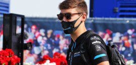 Russell não vê oportunidade fora de Williams: “Claire não deixaria”
