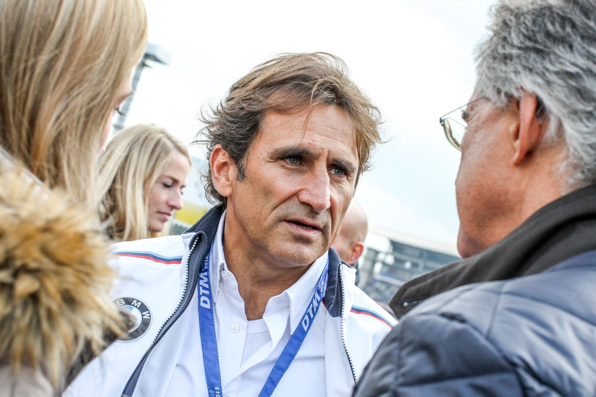 F1: Despedida de Zanardi reúne multidão na Itália
