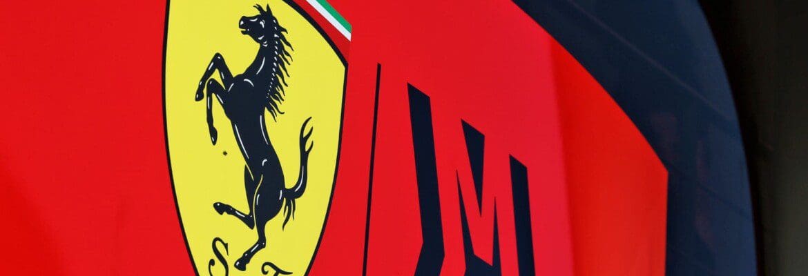 F1: Ferrari vive crise interna e reúne cúpula para reunião de emergência