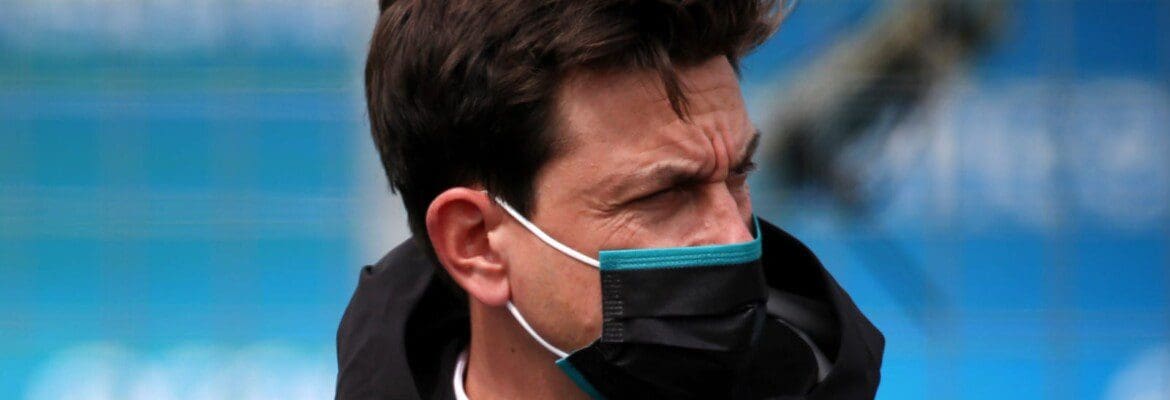 Wolff não confirma quando será anunciado o segundo piloto da Mercedes F1