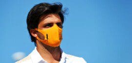 Sainz diz que não se arrependeu de assinar com a Ferrari para 2021