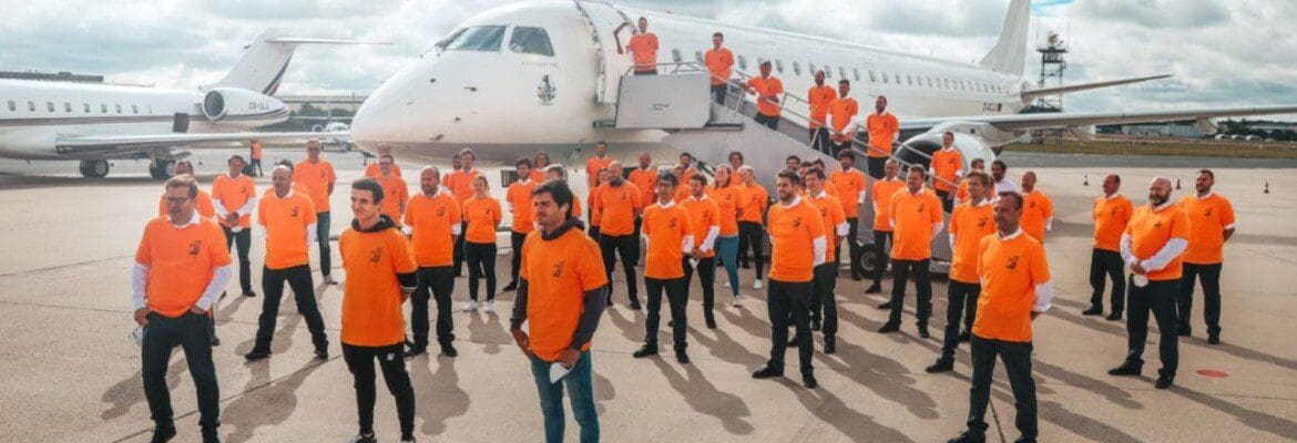 “Atmosfera estranha” na chegada das equipes no Red Bull Ring “Atmosfera estranha” na chegada das equipes no Red Bull Ring