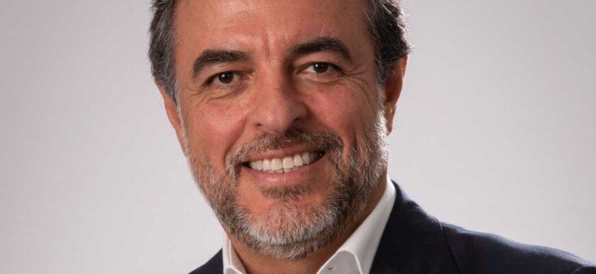 Toyota investirá mais no automobilismo brasileiro e latino-americano Vladimir Centurião, diretor de operação de vendas, pós-venda e marketing da Toyota