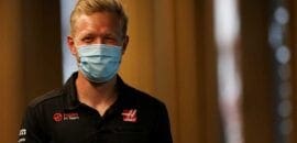 Magnussen quer que regra de comunicação entre equipe e piloto seja atualizada