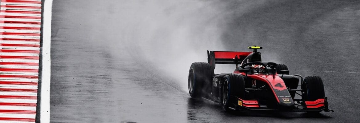 Ilott garante a pole da F2 na Hungria, brasileiros não foram bem