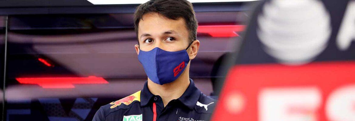 Helmut Marko afirma que Albon tem lugar na equipe enquanto estiver nos pontos