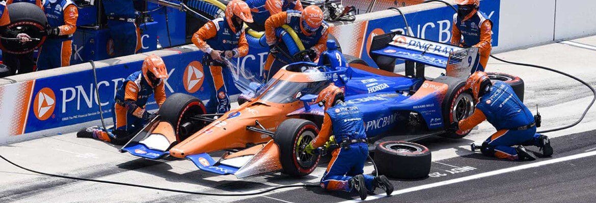 Dixon garante a vitória no Indianapolis Motor Speedway