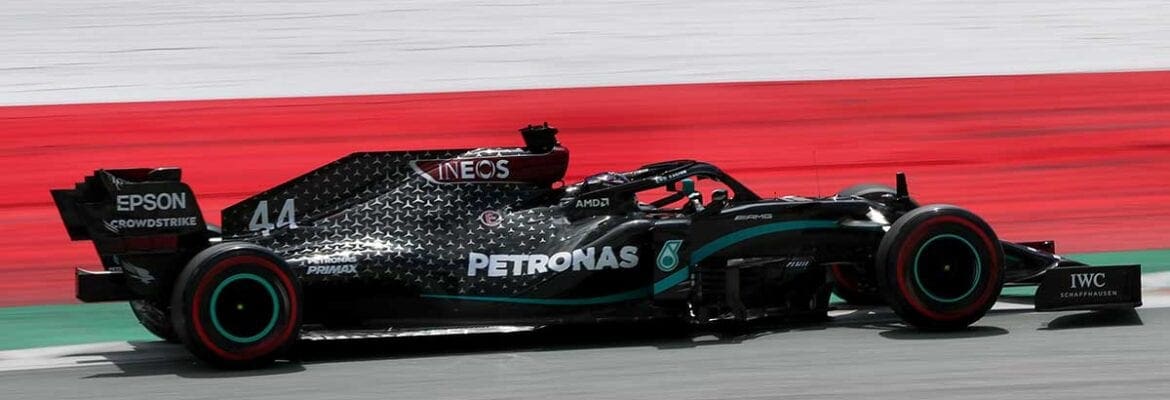 Problemas na caixa de câmbio da Mercedes começaram durante os treinos de sexta-feira na Áustria