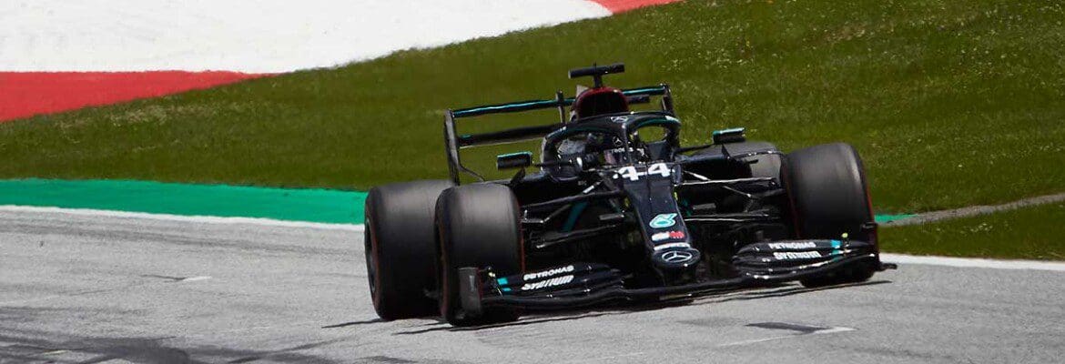 Hamilton perde 3 posições no grid depois de protesto da Red Bull