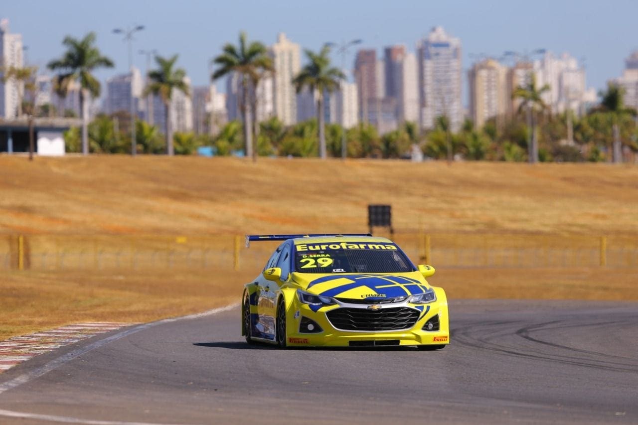 Serra reforça ansiedade para início da Stock Car e diz que “desejo é recuperar título” Daniel Serra