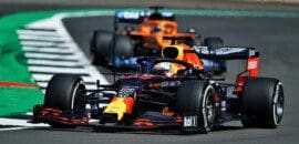 Verstappen lidera primeiro treino marcado pelo retorno de Hulk
