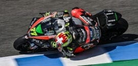 Aegerter vence fácil na MotoE; Granado é acertado por Ferrari e é 13º