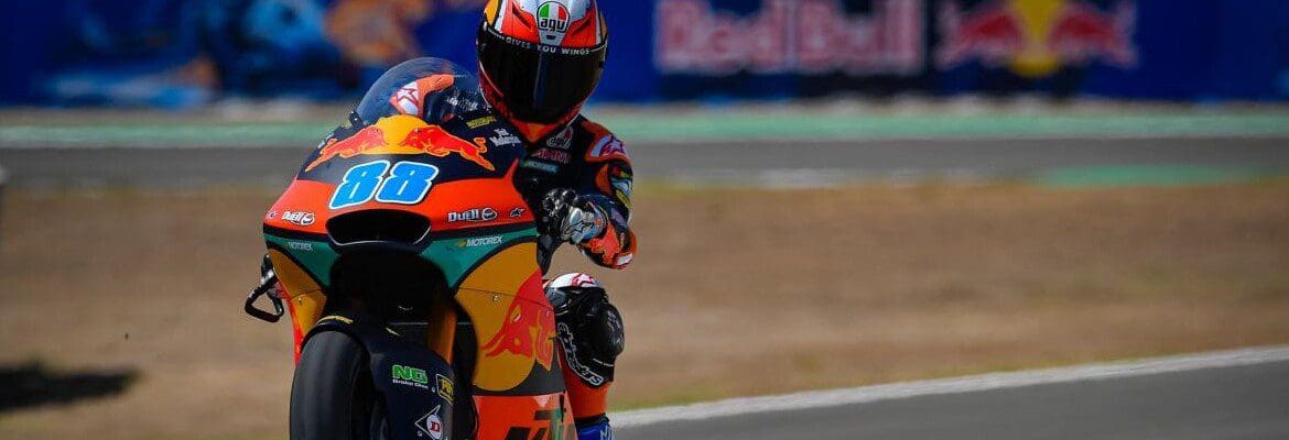 Martin domina classificação e crava primeira pole na Moto2