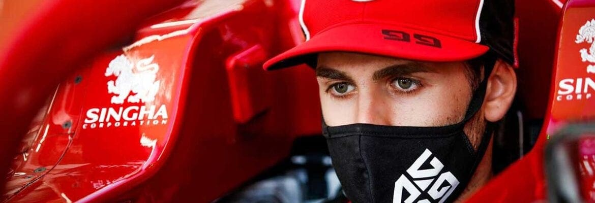 Giovinazzi não recebeu penalidade após incidente no TL1