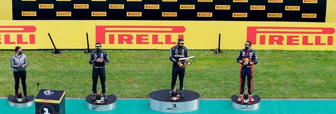 Hamilton faz homenagem para a primeira mulher negra a subir ao pódio da F1