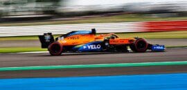 McLaren acredita em evolução em 2021