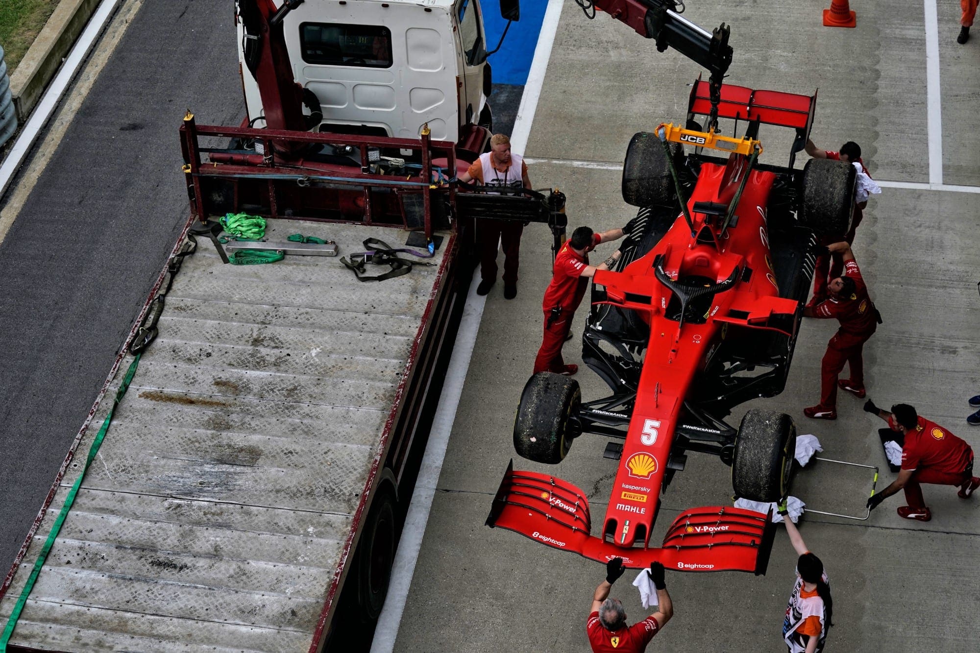 Galeria: confira as imagens dos treinos desta sexta-feira para o GP dos 70 Anos da F1 Sebastian Vettel (Ferrari) GP dos 70 Anos da F1 2020 - Silverstone